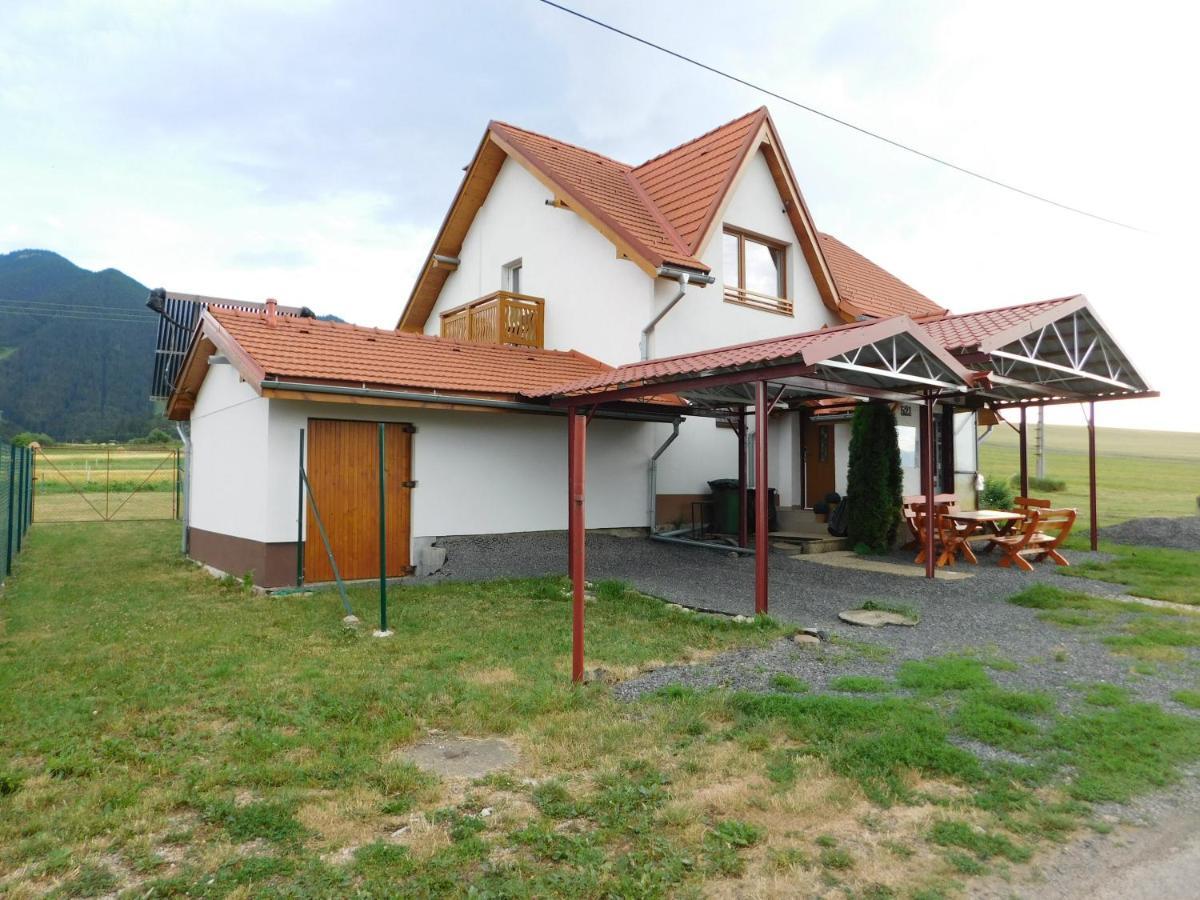 Apartmany Tania Závažná Poruba エクステリア 写真