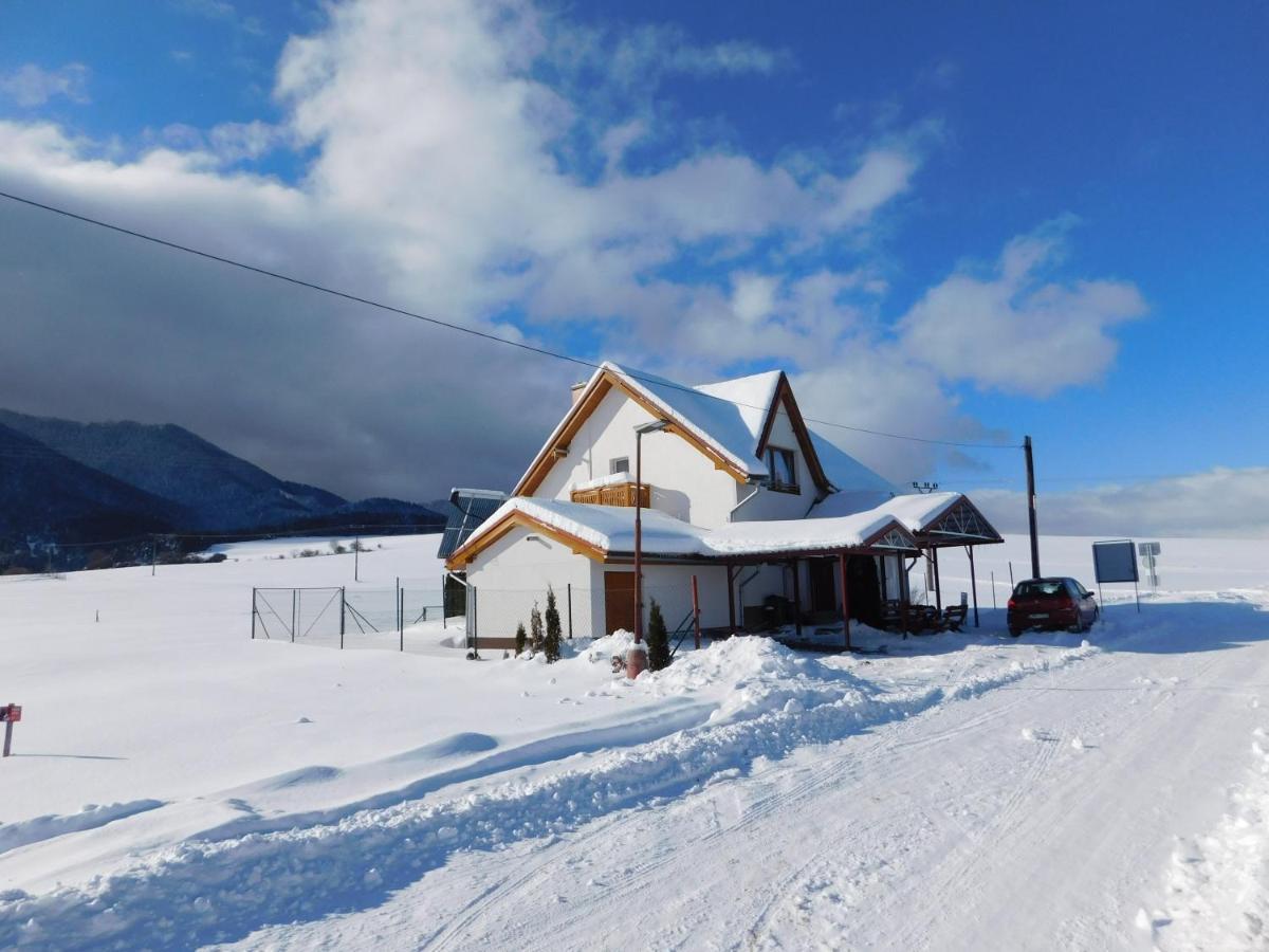 Apartmany Tania Závažná Poruba エクステリア 写真