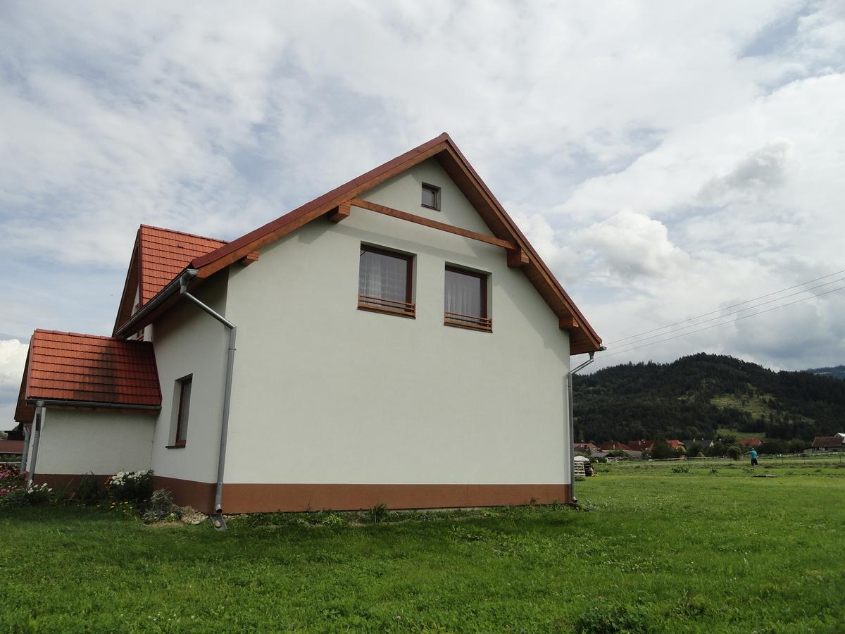 Apartmany Tania Závažná Poruba エクステリア 写真