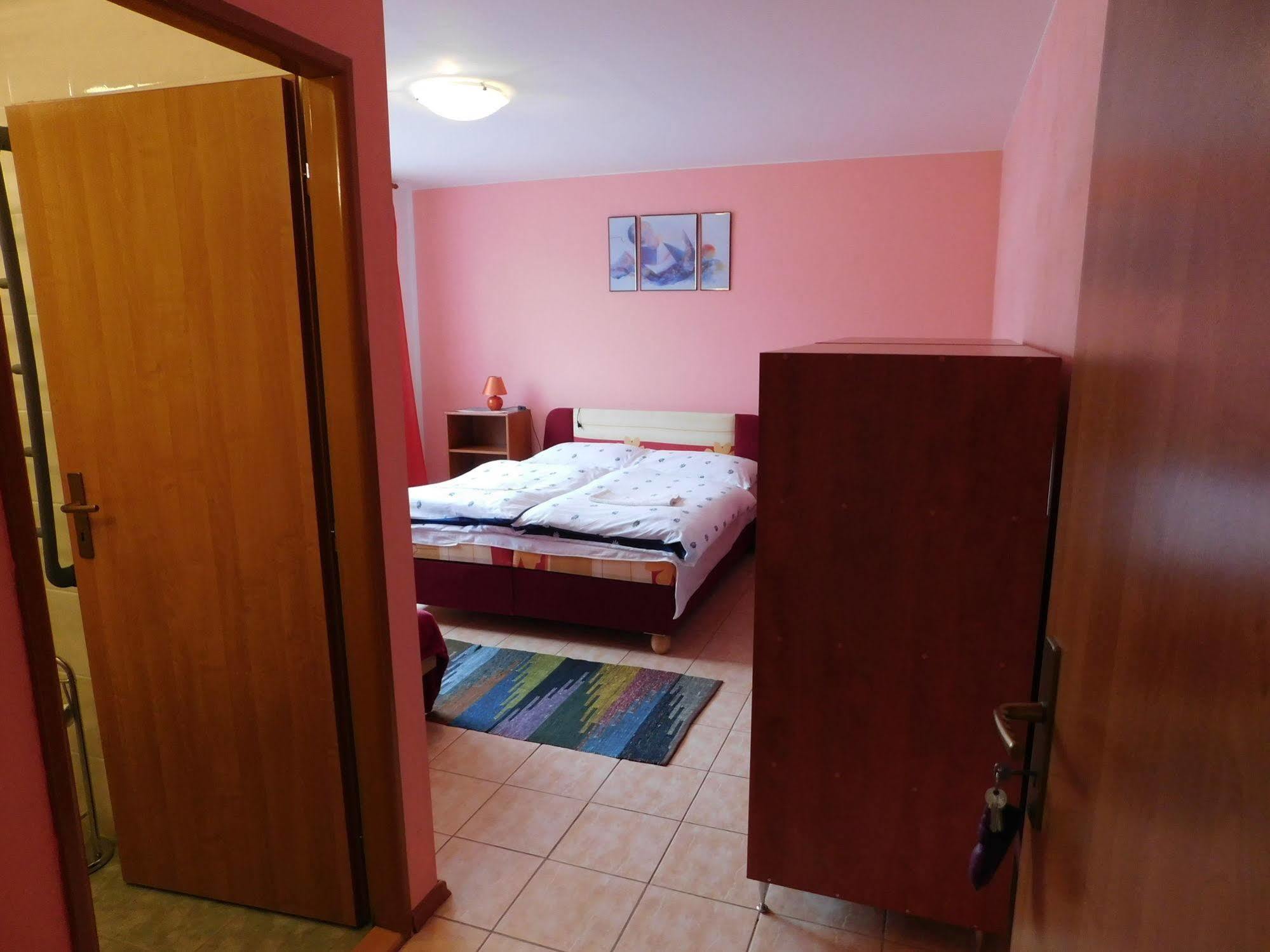 Apartmany Tania Závažná Poruba エクステリア 写真