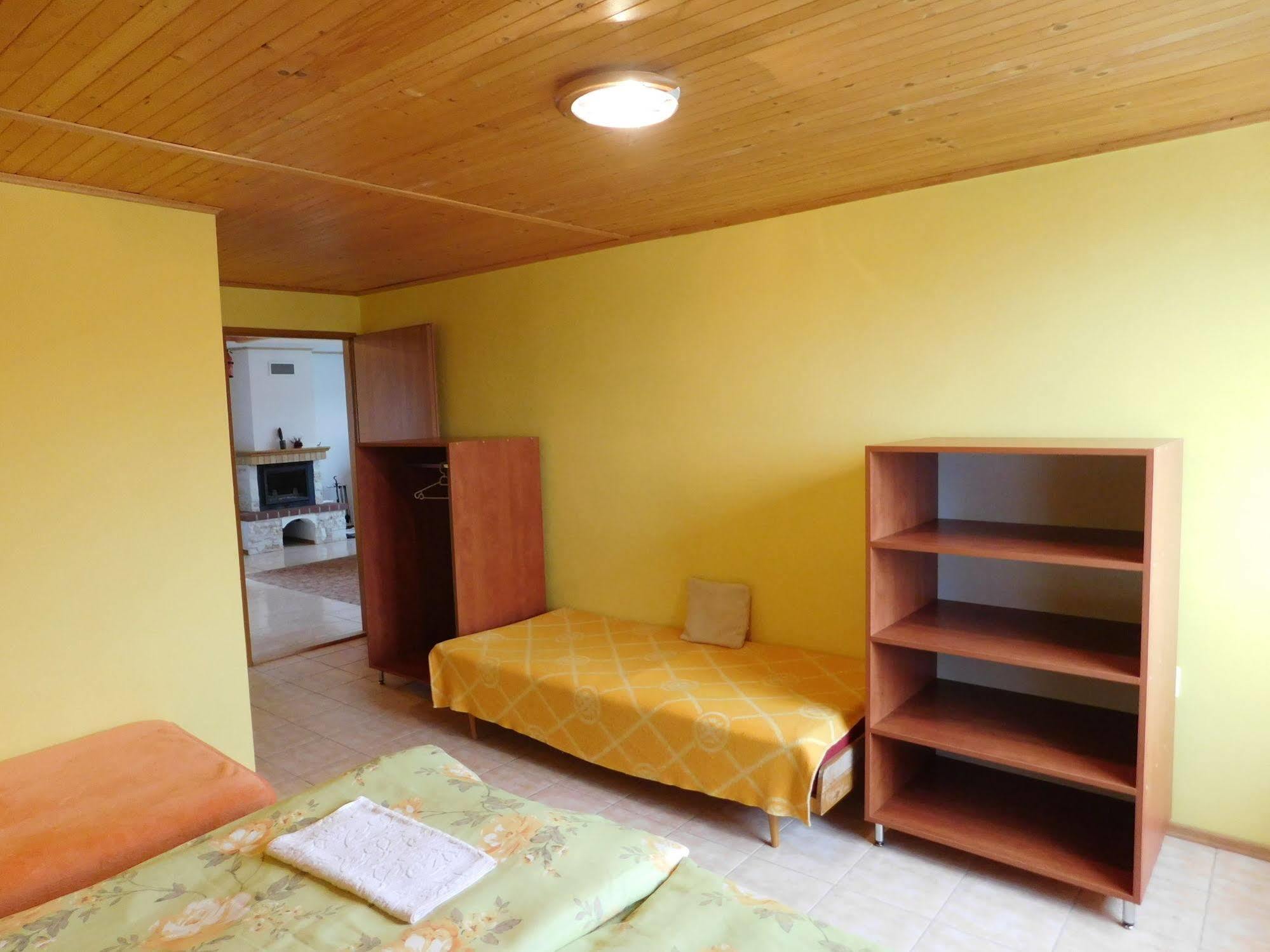 Apartmany Tania Závažná Poruba エクステリア 写真