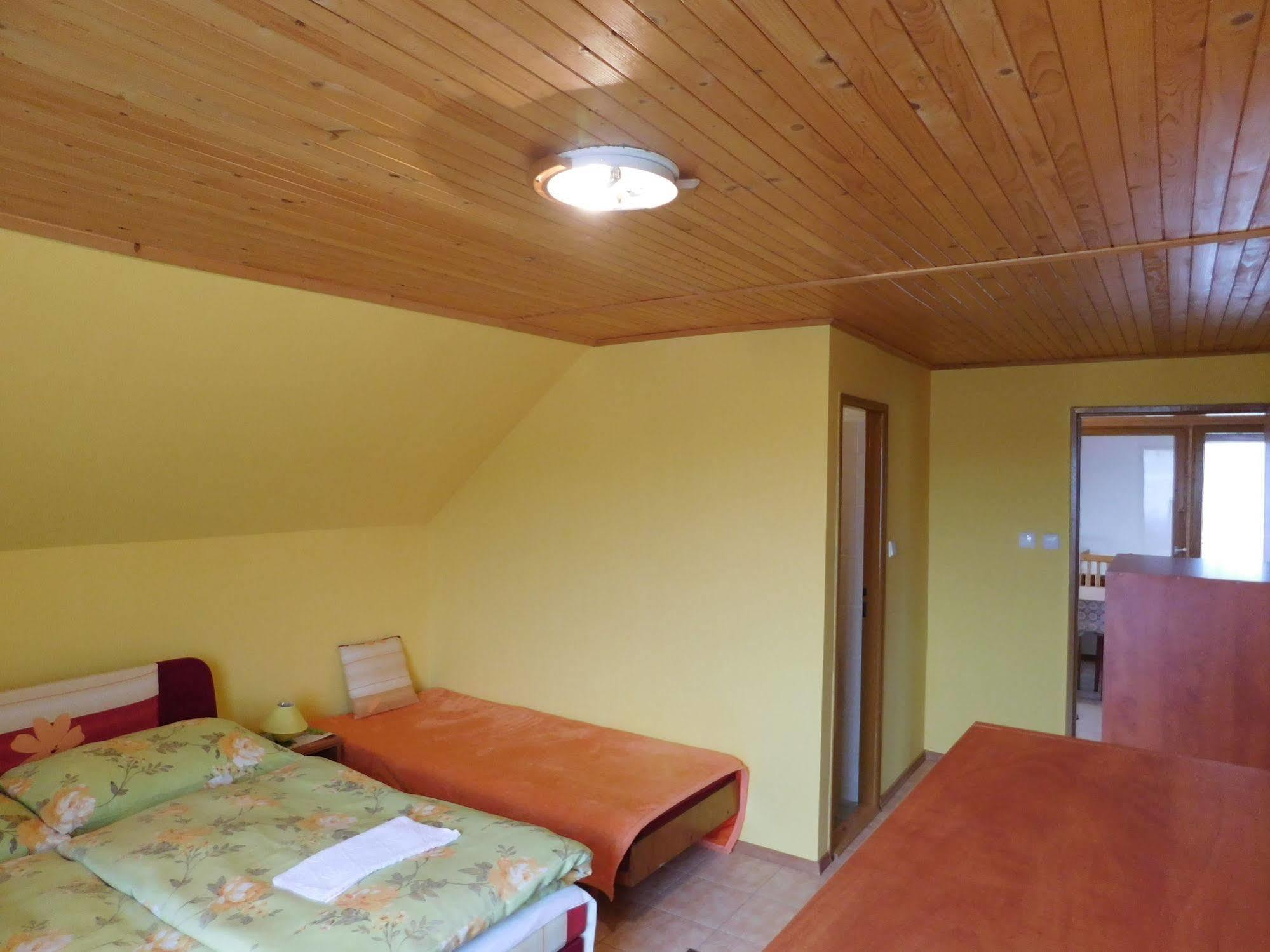 Apartmany Tania Závažná Poruba エクステリア 写真