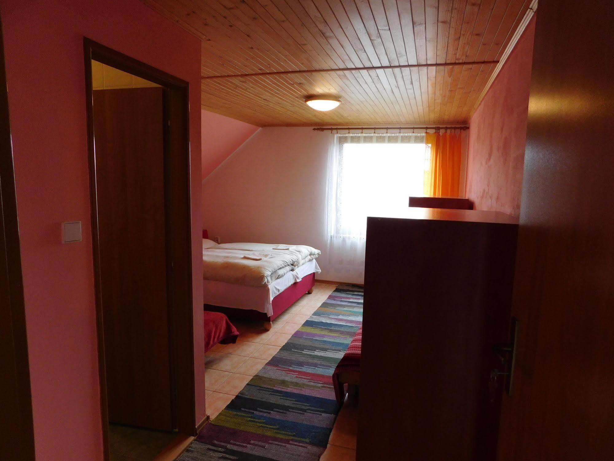 Apartmany Tania Závažná Poruba エクステリア 写真
